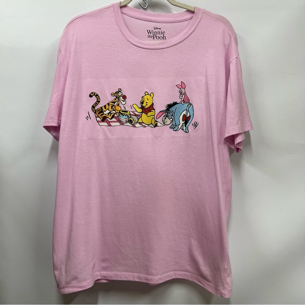 Disney Winnie The Pooh graphic embroidery t-shirt pink junior size xl 15-17